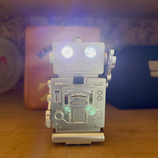 ピカッとおたすけロボ(ロボット型工具セット)
