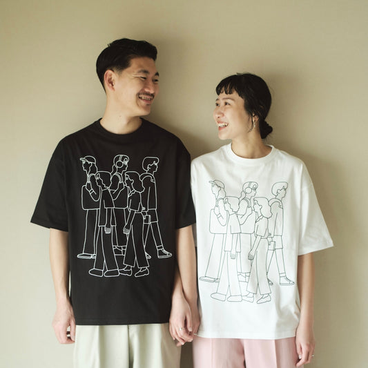 Tシャツ(歩く人)/ 朝野ペコ